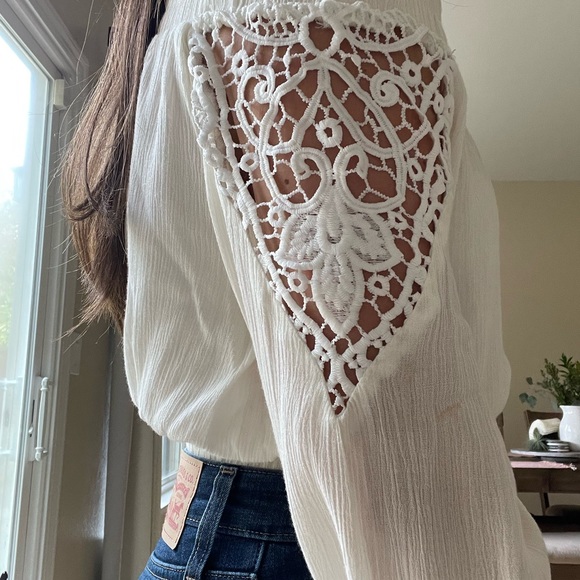 White, over the shoulder crop top with detailed sleeves. - Picture 2 of 8